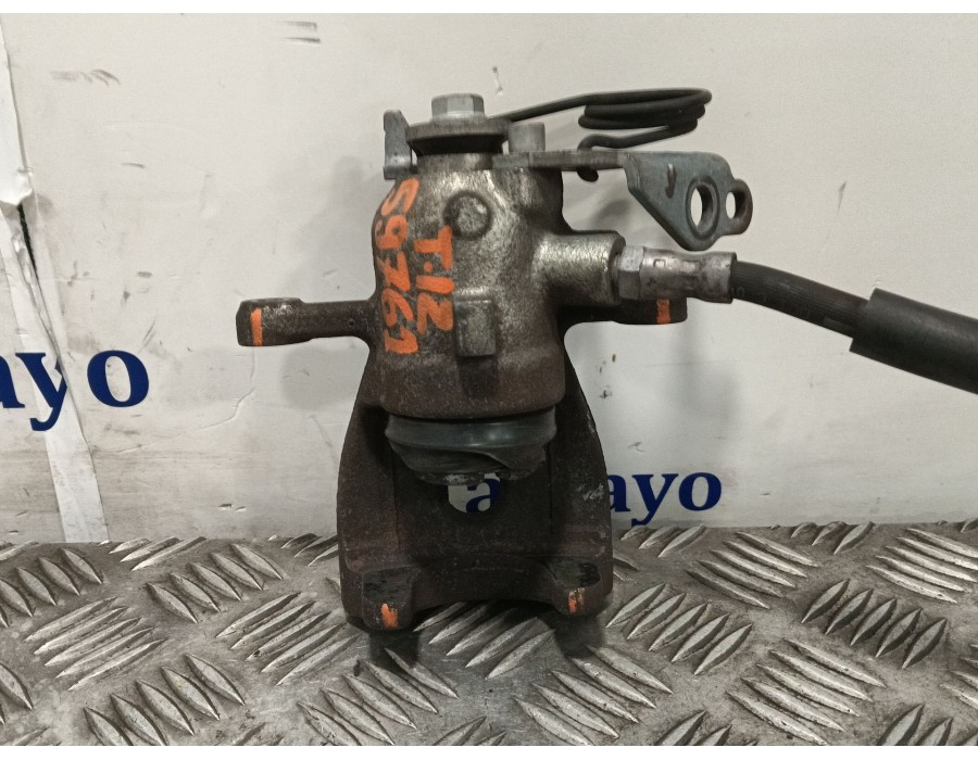 Recambio de pinza freno delantera izquierda para ford kuga i 2.0 tdci referencia OEM IAM 38IP 8504A 