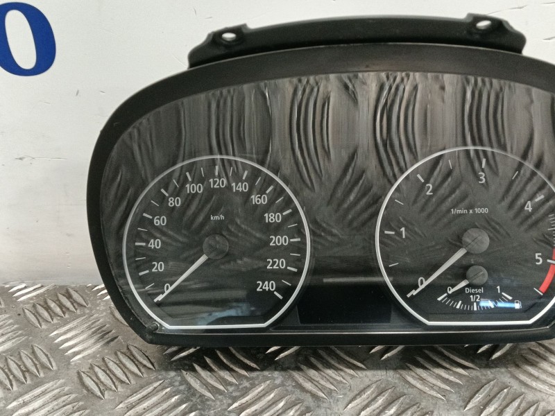 Recambio de cuadro instrumentos para bmw serie 1 berlina (e81/e87) referencia OEM IAM 1041568 102495231 697464901
