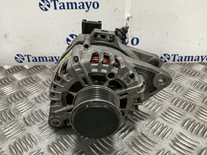 Recambio de alternador para hyundai h350 furgoneta 2.5 crdi referencia OEM IAM 373004A900 2620428 