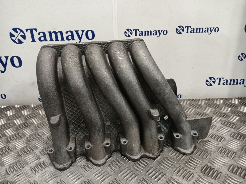 Recambio de colector admision para volkswagen t4 transporter/furgoneta (mod. 1991) referencia OEM IAM 074129713  