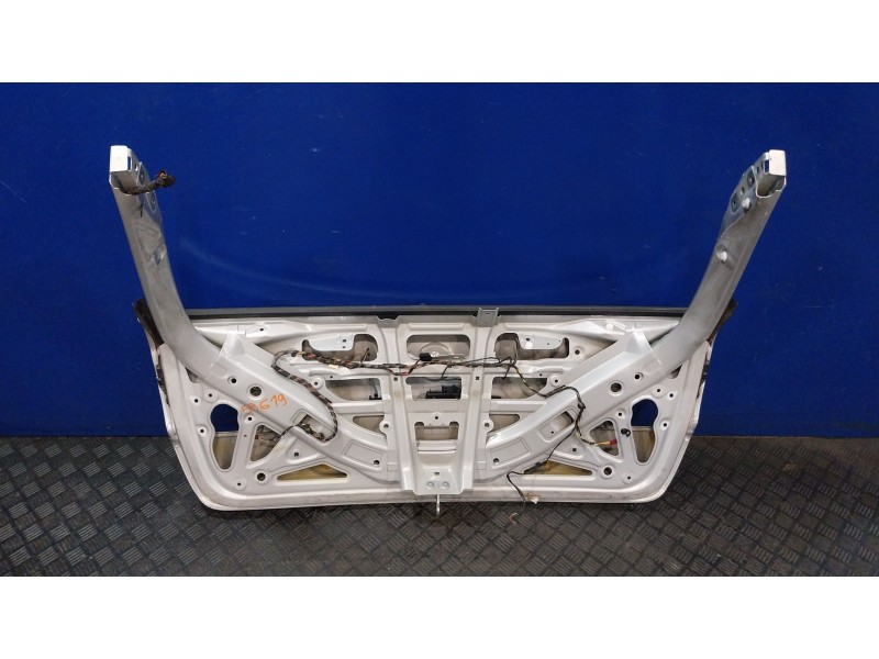 Recambio de porton trasero para bmw 5 touring (f11) 520 d referencia OEM IAM 41627265999  