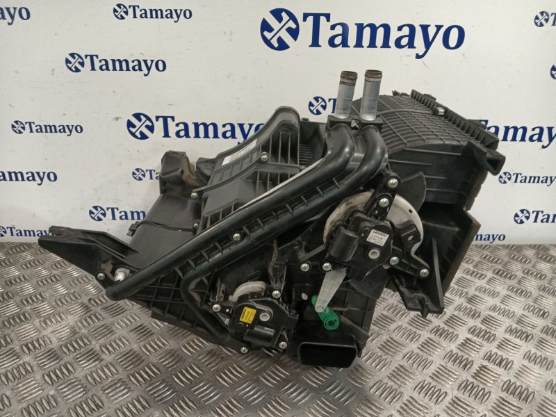 Recambio de calefaccion entera normal para hyundai h350 furgoneta 2.5 crdi referencia OEM IAM 9720059220  