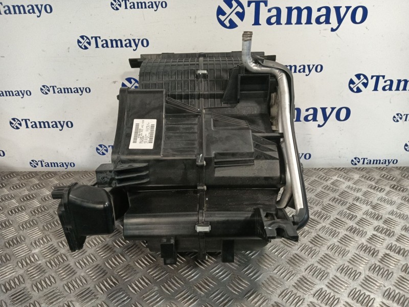 Recambio de calefaccion entera normal para hyundai h350 furgoneta 2.5 crdi referencia OEM IAM 9720059220  