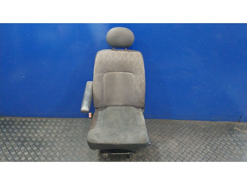 Recambio de asiento delantero izquierdo para nissan interstar furgoneta (x70) dci 115 referencia OEM IAM   