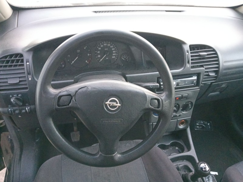 opel zafira a monospace (t98) del año 2002