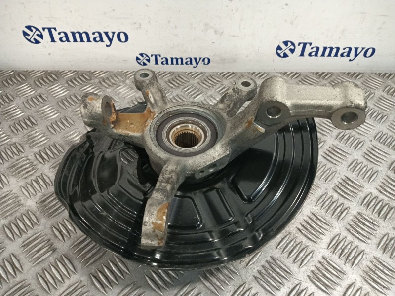 Recambio de mangueta delantera derecha para mercedes-benz clase a (w176) referencia OEM IAM A2464210820  