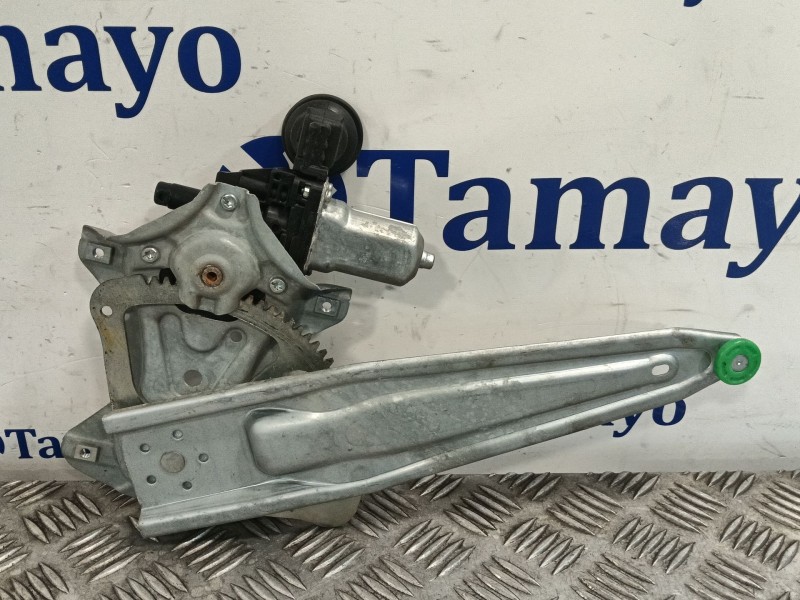 Recambio de elevalunas trasero derecho para toyota auris 1.4 turbodiesel cat referencia OEM IAM 973581100 857200D120 