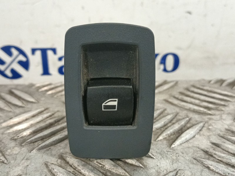 Recambio de mando elevalunas trasero derecho para bmw serie 1 berlina (e81/e87) referencia OEM IAM 6970259 15939920 