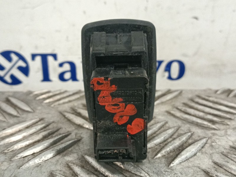 Recambio de mando elevalunas trasero derecho para bmw serie 1 berlina (e81/e87) referencia OEM IAM 6970259 15939920 