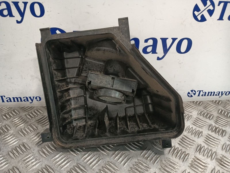 Recambio de carcasa filtro aire para toyota auris 1.4 turbodiesel cat referencia OEM IAM 60317LS  