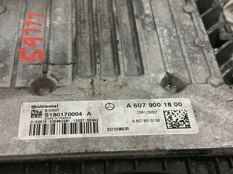 Recambio de centralita motor uce para mercedes-benz clase a (w176) referencia OEM IAM A6079001800 A6079010100 237103643R