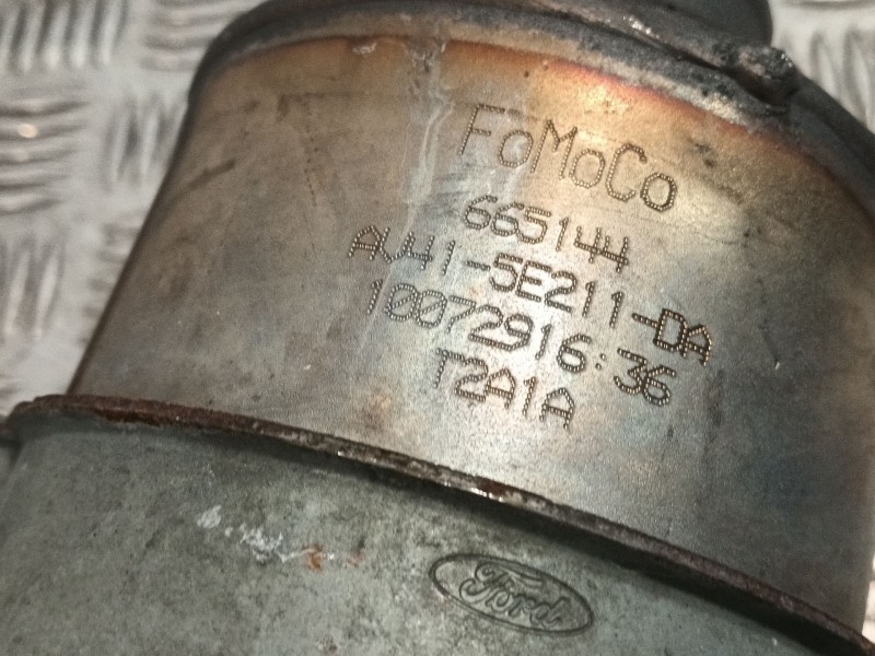 Recambio de catalizador para ford kuga i 2.0 tdci referencia OEM IAM AV415E211DA  