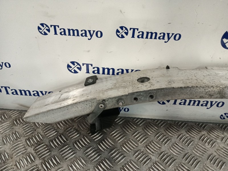 Recambio de refuerzo paragolpes delantero para bmw 5 touring (f11) 520 d referencia OEM IAM   