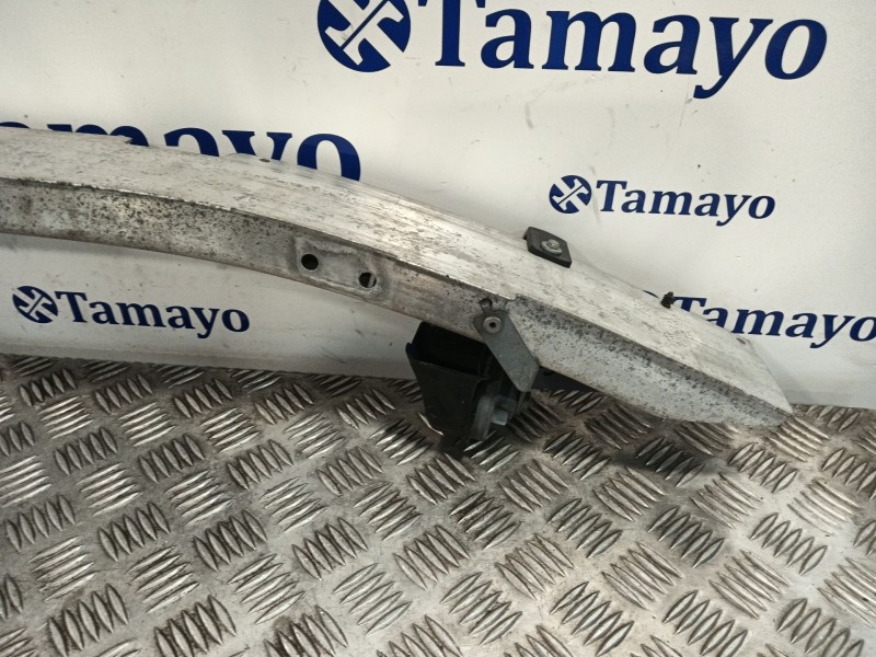 Recambio de refuerzo paragolpes delantero para bmw 5 touring (f11) 520 d referencia OEM IAM   