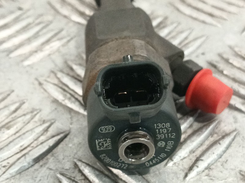 Recambio de inyector para nissan primera berlina (p12) 1.9 16v turbodiesel cat referencia OEM IAM 8200100272 0445110110B 
