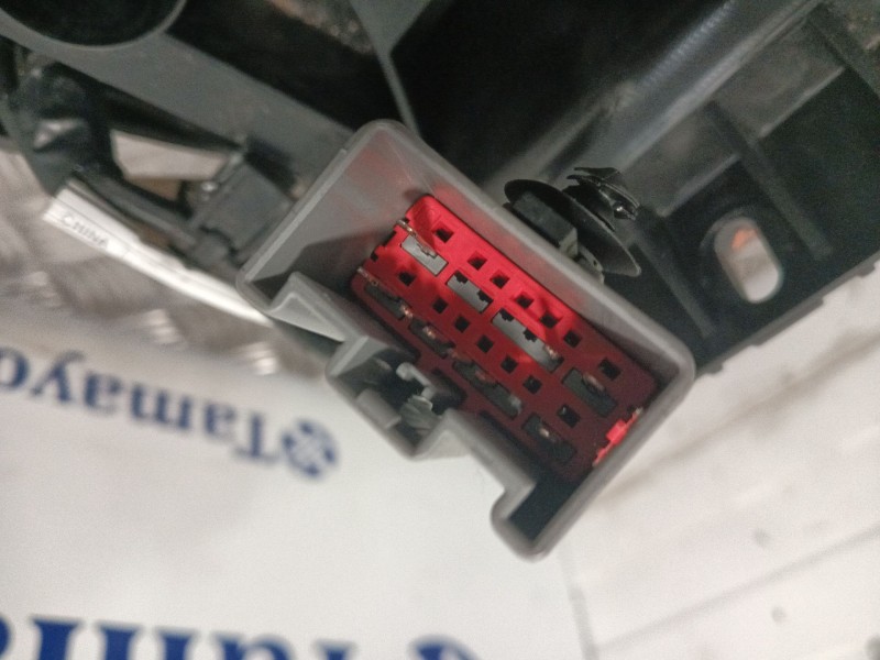 Recambio de apoyabrazos central para ford kuga i 2.0 tdci referencia OEM IAM 7M51R045M62ADW VP7M5X044C16AAW 