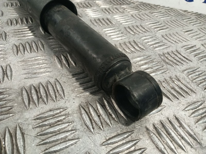 Recambio de amortiguador trasero izquierdo para piaggio porter caja/chasis 1.3 referencia OEM IAM 4853187Z10  