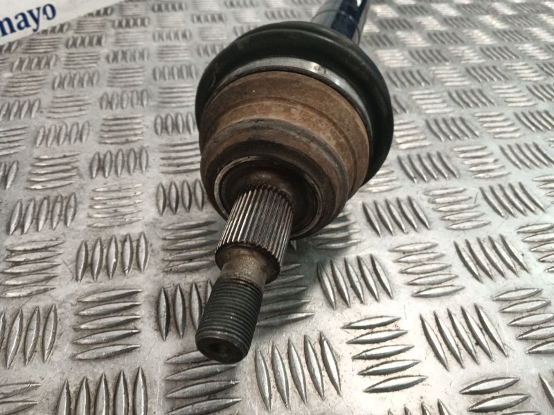 Recambio de transmision delantera derecha para volkswagen golf iv (1j1) 1.9 tdi referencia OEM IAM 1J0407272  