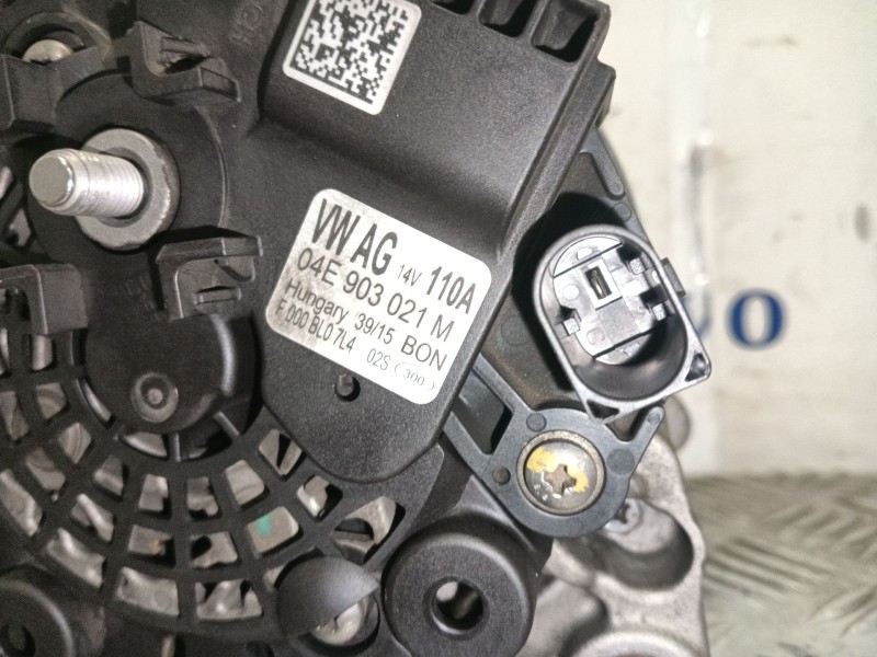 Recambio de alternador para seat leon (5f1) 1.4 tsi referencia OEM IAM 04E903021M  