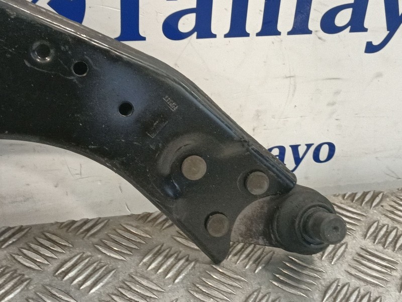 Recambio de brazo suspension inferior delantero derecho para ford kuga i 2.0 tdci referencia OEM IAM   