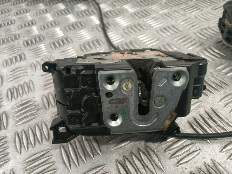 Recambio de cerradura puerta trasera derecha para renault scénic iii (jz0/1_) 1.5 dci referencia OEM IAM   