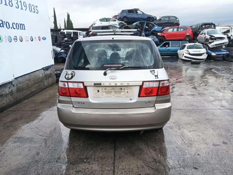 kia carens i monospace (fc, fj) del año 2004