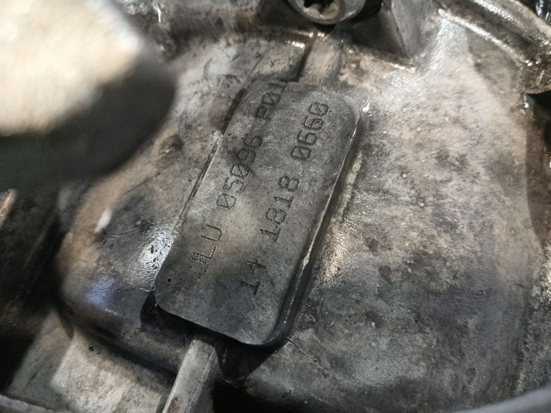 Recambio de caja cambios para audi a3 sportback (8pa) 2.0 tfsi referencia OEM IAM JLU  