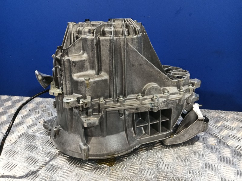 Recambio de caja cambios para ford kuga i 2.0 tdci referencia OEM IAM AV4R7002AB  