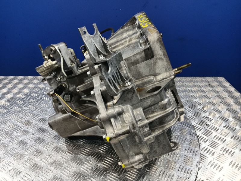 Recambio de caja cambios para renault megane ii coupe/cabrio 1.9 dci diesel referencia OEM IAM ND0001  