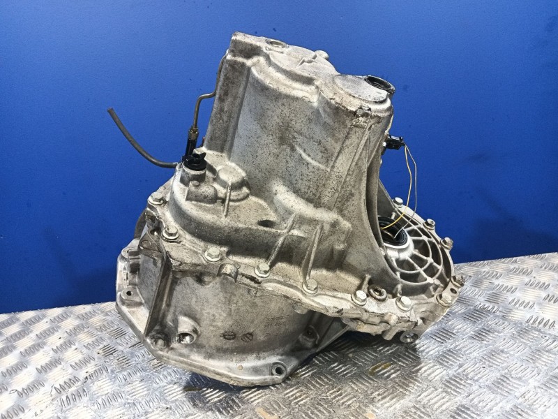 Recambio de caja cambios para renault megane ii coupe/cabrio 1.9 dci diesel referencia OEM IAM ND0001  