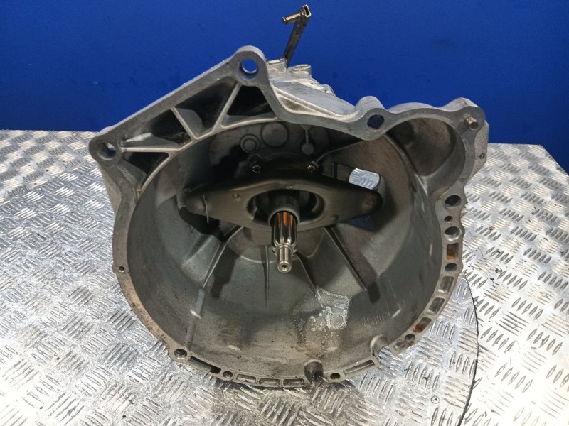 Recambio de caja cambios para bmw 3 (e36) 318 is referencia OEM IAM AKW 2210012290 2210012590