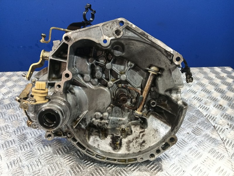 Recambio de caja cambios para peugeot 306 hatchback (7a, 7c, n3, n5) 1.6 referencia OEM IAM 20CP15  