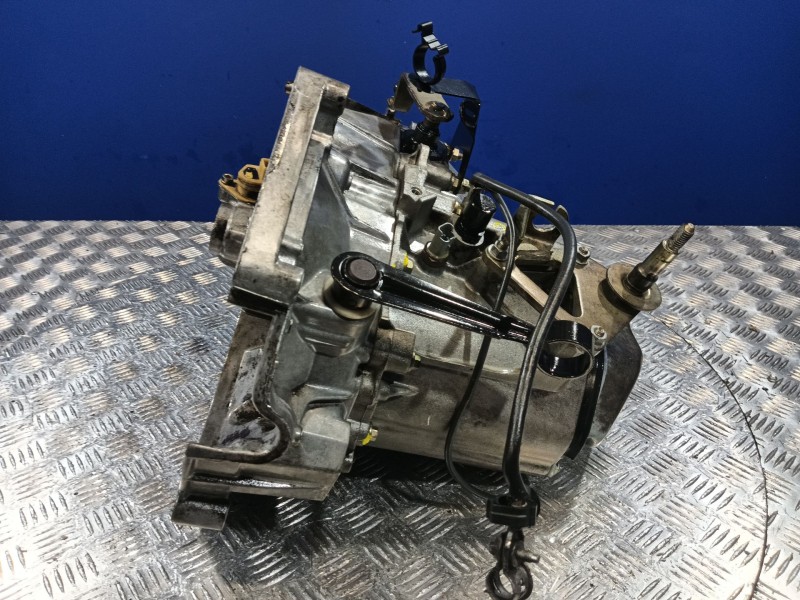 Recambio de caja cambios para peugeot 306 hatchback (7a, 7c, n3, n5) 1.6 referencia OEM IAM 20CP15  