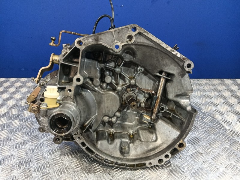 Recambio de caja cambios para citroën xsara berlina referencia OEM IAM 20CD67  