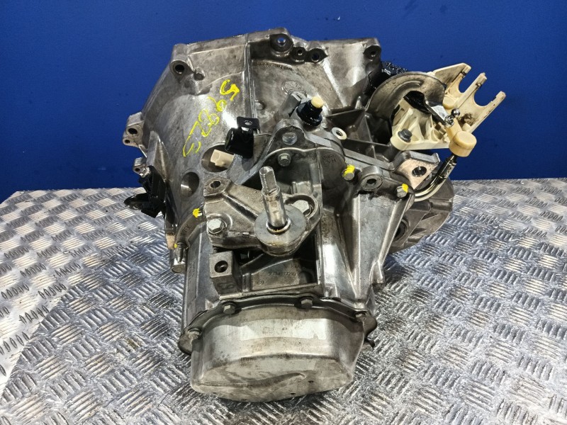 Recambio de caja cambios para citroën c4 i (lc_) 1.6 hdi referencia OEM IAM 20DM75  