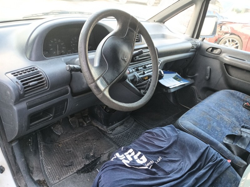 peugeot expert caja/chasis (223) del año 1998