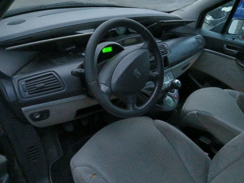 peugeot 807 (eb_) del año 2005