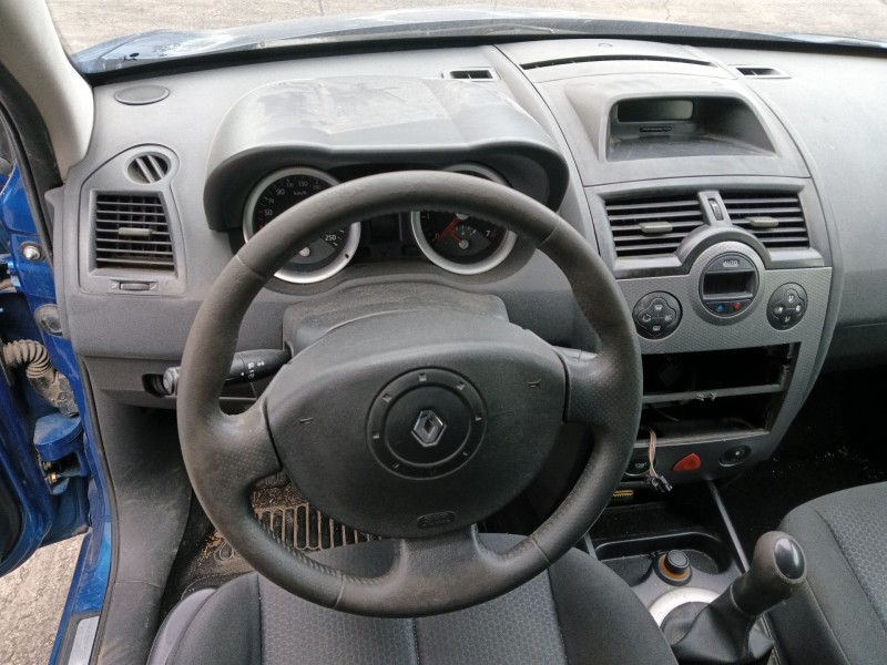 renault megane ii (bm0/1_, cm0/1_) del año 2004