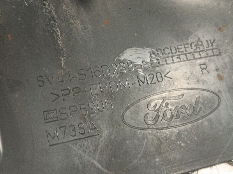Recambio de aletin delantero derecho para ford kuga i 2.0 tdci referencia OEM IAM 8V41S16D238A  