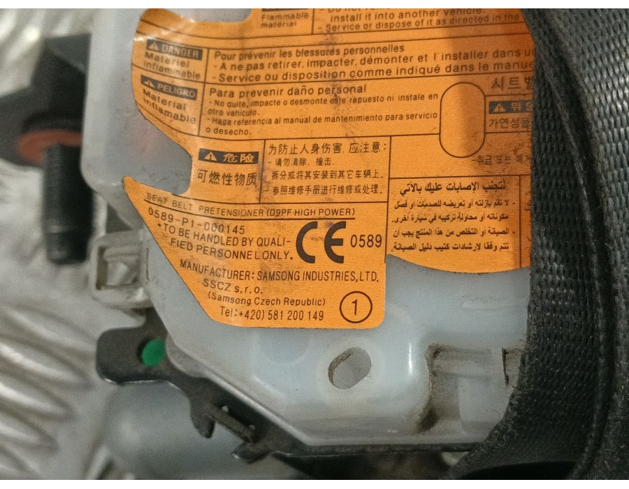 Recambio de cinturon seguridad delantero izquierdo para hyundai h350 furgoneta 2.5 crdi referencia OEM IAM PSD9000062 8988859200