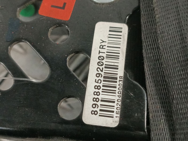 Recambio de cinturon seguridad delantero izquierdo para hyundai h350 furgoneta 2.5 crdi referencia OEM IAM PSD9000062 8988859200