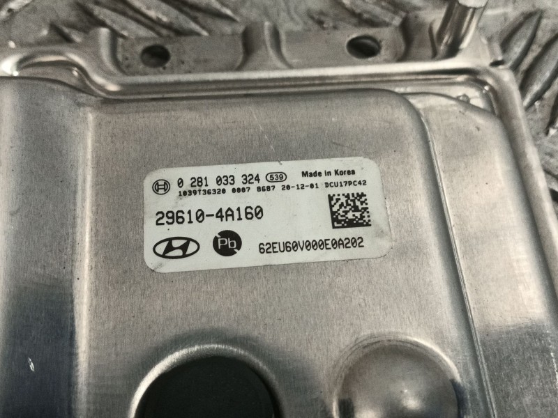 Recambio de centralita motor uce para hyundai h350 furgoneta 2.5 crdi referencia OEM IAM 0281033324 296104A160 