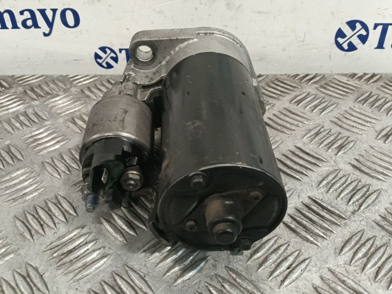 Recambio de motor arranque para volkswagen polo iv (9n_, 9a_) 1.4 tdi referencia OEM IAM 0001123018  