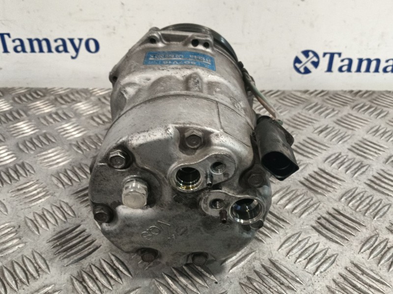 Recambio de compresor aire acondicionado para volkswagen golf iv (1j1) 1.9 tdi referencia OEM IAM SD7V161233 1J0820803K 