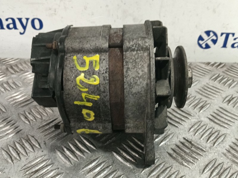 Recambio de alternador para land rover santana special 109 referencia OEM IAM 216272647  