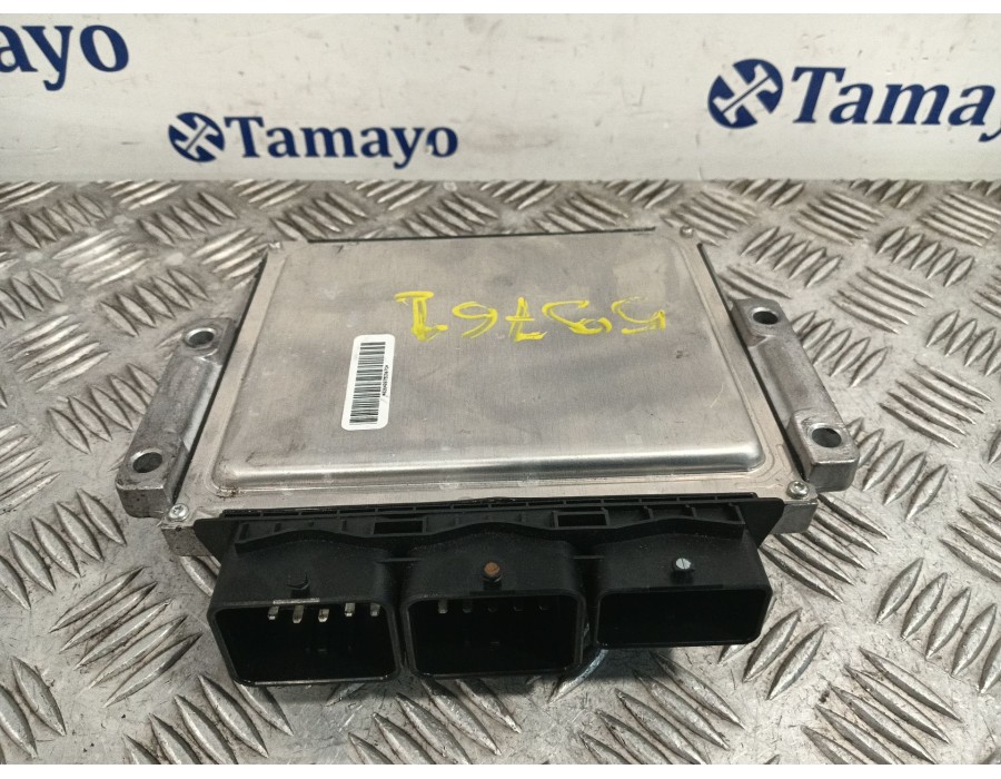Recambio de centralita motor uce para ford kuga i 2.0 tdci referencia OEM IAM AV4112A650CF 97RI010012 