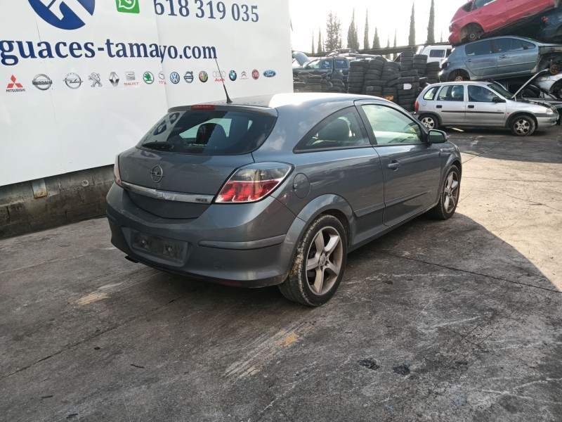 opel astra h gtc (a04) del año 2006