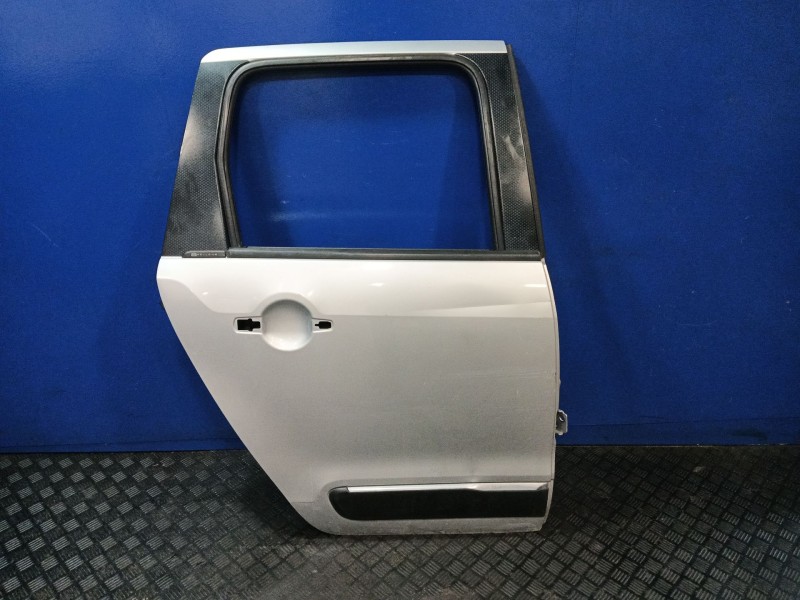 Recambio de puerta trasera derecha para citroën c3 picasso 1.6 hdi fap referencia OEM IAM   