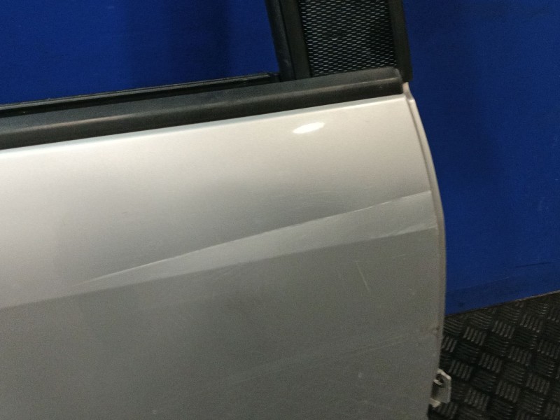 Recambio de puerta trasera derecha para citroën c3 picasso 1.6 hdi fap referencia OEM IAM   