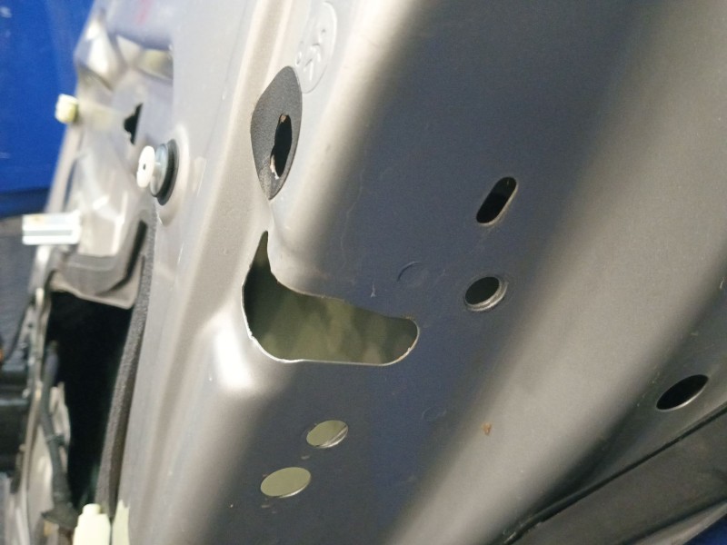 Recambio de puerta trasera derecha para citroën c3 picasso 1.6 hdi fap referencia OEM IAM   